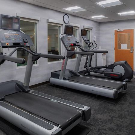 Fairfield Inn&Suites Greensboro Wendover Buitenkant foto
