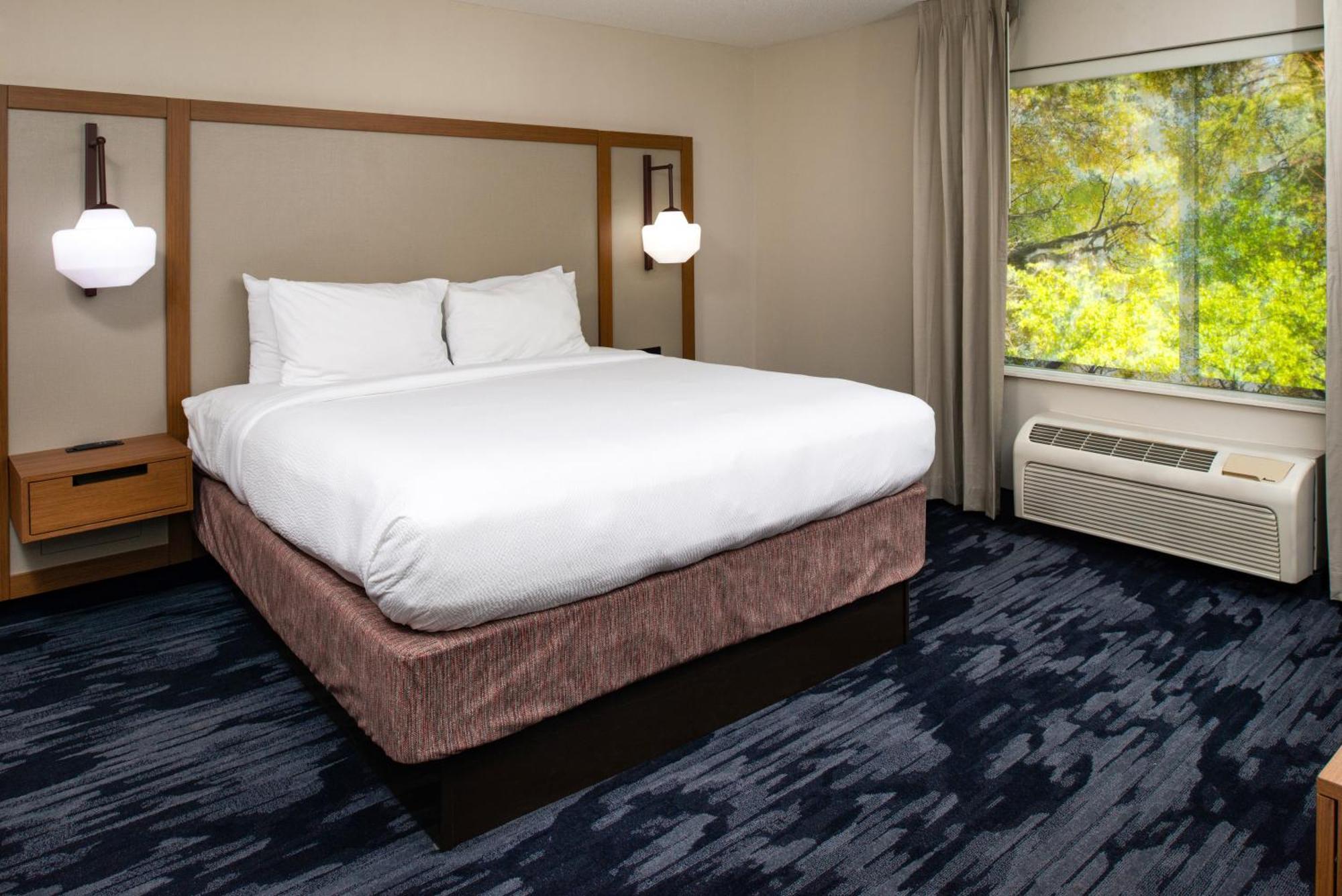 Fairfield Inn&Suites Greensboro Wendover Buitenkant foto